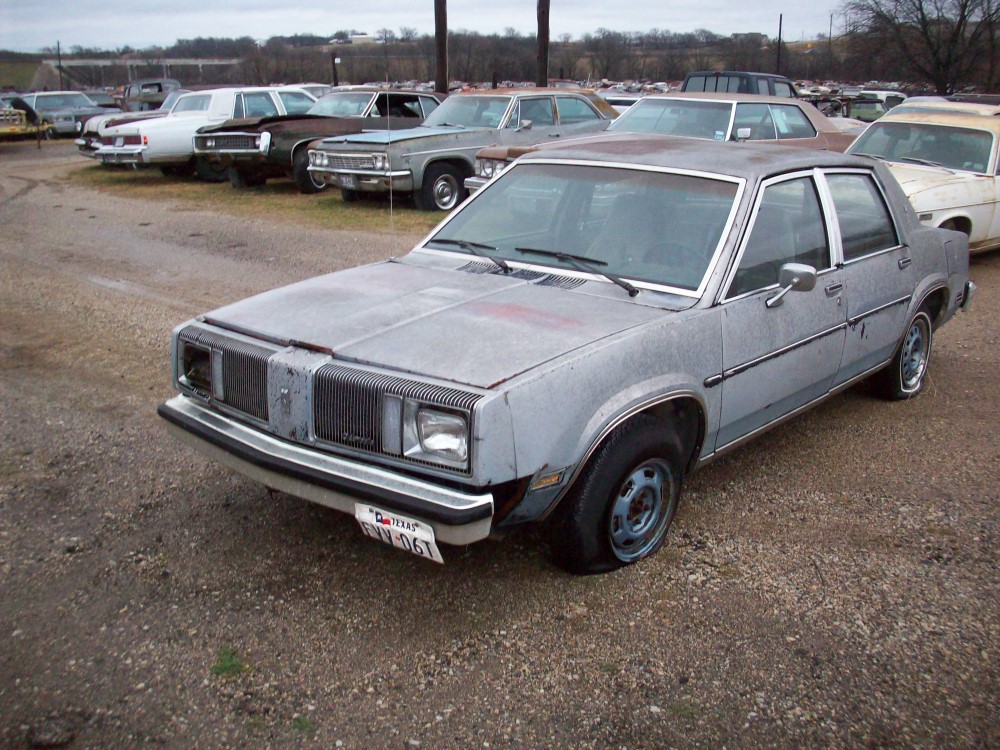 1980 Oldsmobile Omega Parts Car 1